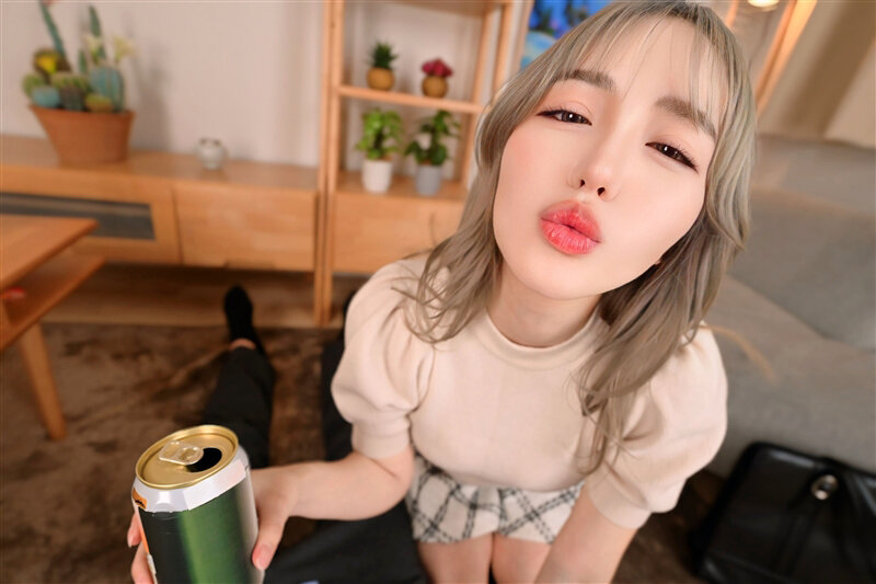 【VR】【8K】飲んだらキス魔ってマジ！？超厳しい女上司がベロチュウ逆お持ち帰り接吻淫交 身体中ふやける程に舐めつくされてザーメンをとことん奪われてしまったボク…。 百永さりな vrprd00045